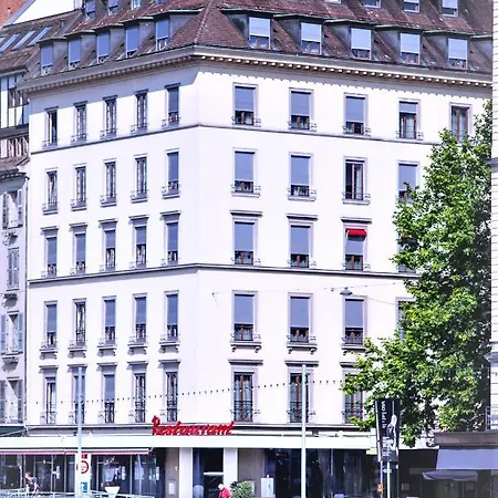 Szálloda The Ambassador 4*